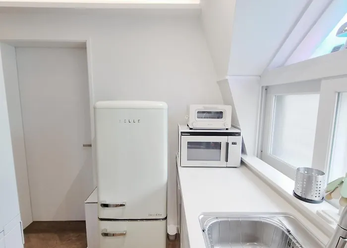 Hyerae Hyewha Station Walk 8mins Near Ddp, Accessible Hongdae, Seong-su, Itaewon *