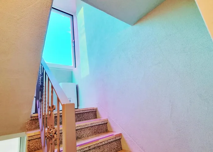 Apartment Hyerae Hyewha Station Walk 8mins Near Ddp, Accessible Hongdae, Seong-su, Itaewon