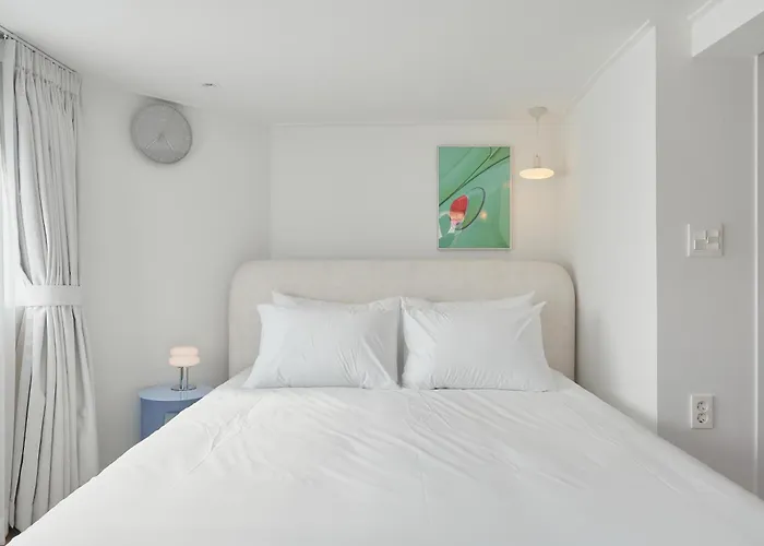 Apartment Hyerae Hyewha Station Walk 8mins Near Ddp, Accessible Hongdae, Seong-su, Itaewon *