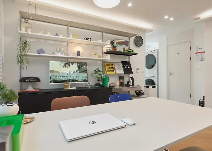 Hyerae Hyewha Station Walk 8mins Near Ddp, Accessible Hongdae, Seong-su, Itaewon *